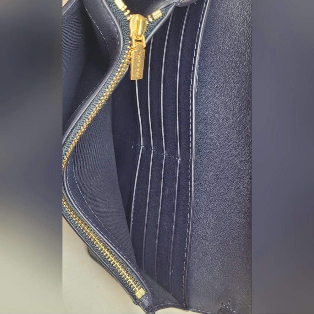 Tori Burch Floral Fleming Soft Leather Crossbody Bag - Picture 9 of 13